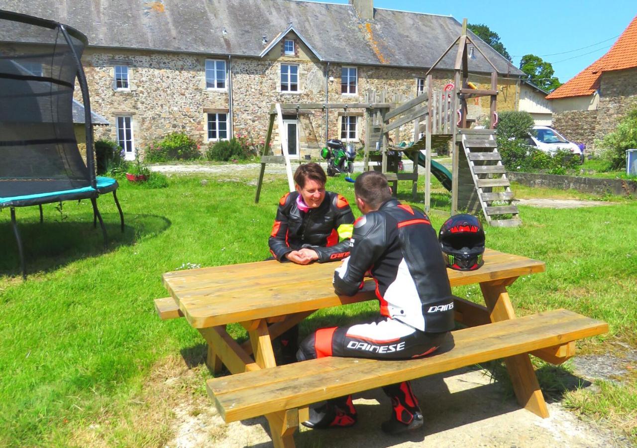 La Synchronicite - Chambres D'Hotes Saint-Sauveur-Villages Eksteriør bilde
